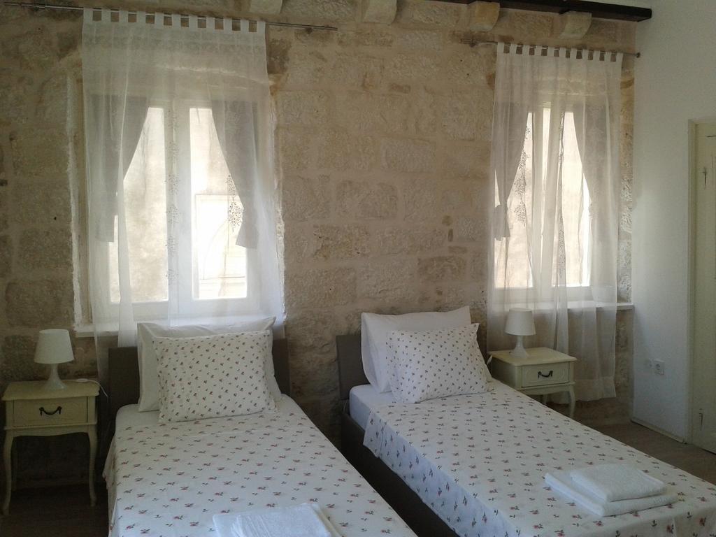 Apartments Milion كورتْشولا الغرفة الصورة