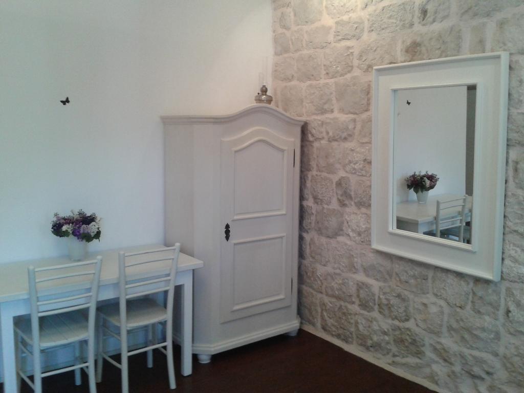 Apartments Milion كورتْشولا الغرفة الصورة